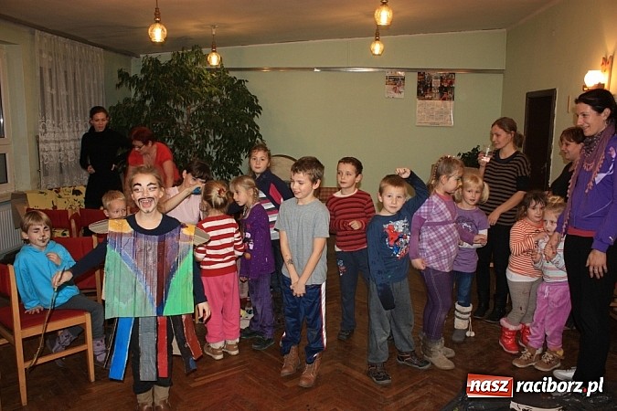 Zdjęcie w galerii na portalu naszraciborz.pl: Japonia - motyl i kwiat. Warsztaty w Krzanowicach wiadomości z regionu