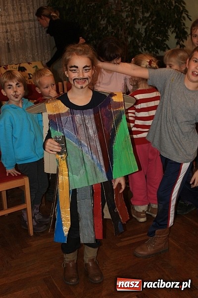 Zdjęcie w galerii na portalu naszraciborz.pl: Japonia - motyl i kwiat. Warsztaty w Krzanowicach wiadomości z regionu