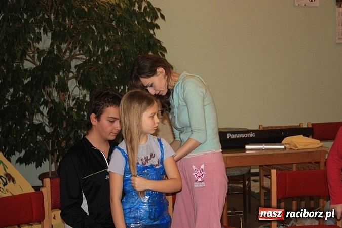 Zdjęcie w galerii na portalu naszraciborz.pl: Japonia - motyl i kwiat. Warsztaty w Krzanowicach wiadomości z regionu