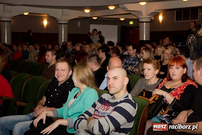 Zdjęcie w galerii na portalu naszraciborz.pl: Bilety na kabarety sprzedają się na pniu. Paranienormalni wystąpili dwa razy wiadomości z regionu