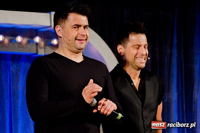 Zdjęcie w galerii na portalu naszraciborz.pl: Bilety na kabarety sprzedają się na pniu. Paranienormalni wystąpili dwa razy wiadomości z regionu