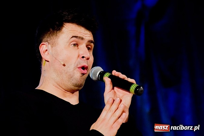 Zdjęcie w galerii na portalu naszraciborz.pl: Bilety na kabarety sprzedają się na pniu. Paranienormalni wystąpili dwa razy wiadomości z regionu