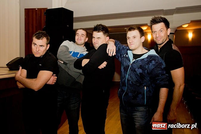 Zdjęcie w galerii na portalu naszraciborz.pl: Bilety na kabarety sprzedają się na pniu. Paranienormalni wystąpili dwa razy wiadomości z regionu