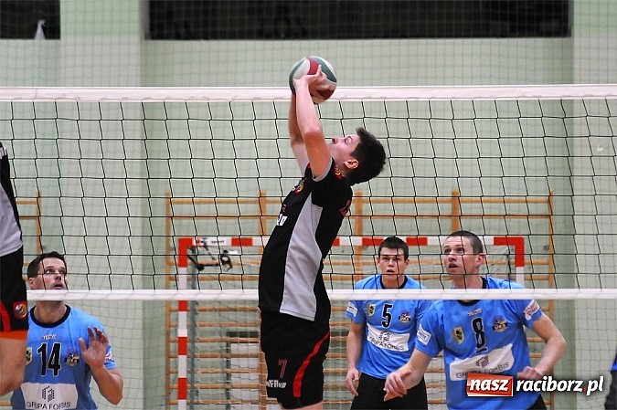 Zdjęcie w galerii na portalu naszraciborz.pl: Siatkówka. Szczęście było blisko wiadomości z regionu