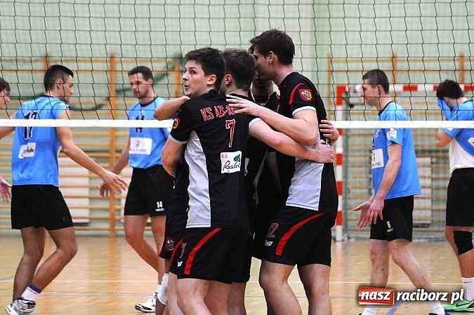 Zdjęcie w galerii na portalu naszraciborz.pl: Siatkówka. Szczęście było blisko wiadomości z regionu
