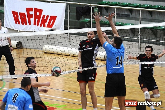Zdjęcie w galerii na portalu naszraciborz.pl: Siatkówka. Szczęście było blisko wiadomości z regionu
