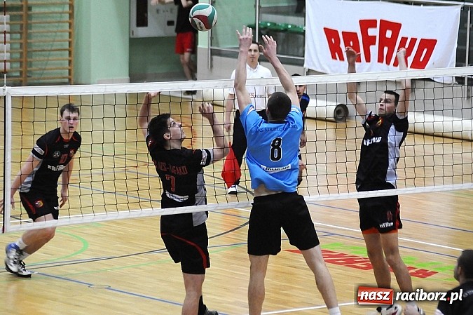 Zdjęcie w galerii na portalu naszraciborz.pl: Siatkówka. Szczęście było blisko wiadomości z regionu