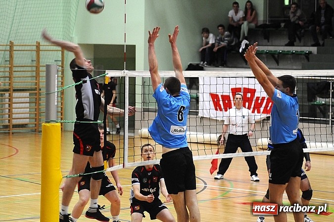 Zdjęcie w galerii na portalu naszraciborz.pl: Siatkówka. Szczęście było blisko wiadomości z regionu