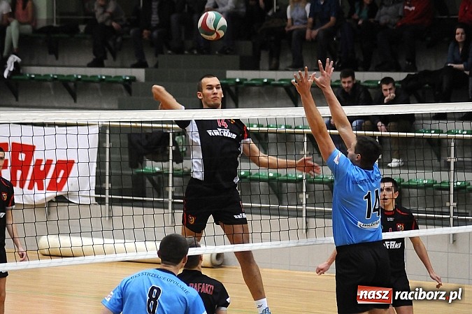 Zdjęcie w galerii na portalu naszraciborz.pl: Siatkówka. Szczęście było blisko wiadomości z regionu