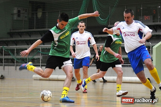 Zdjęcie w galerii na portalu naszraciborz.pl: Drużyna Wychylylybymy idzie jak burza wiadomości z regionu