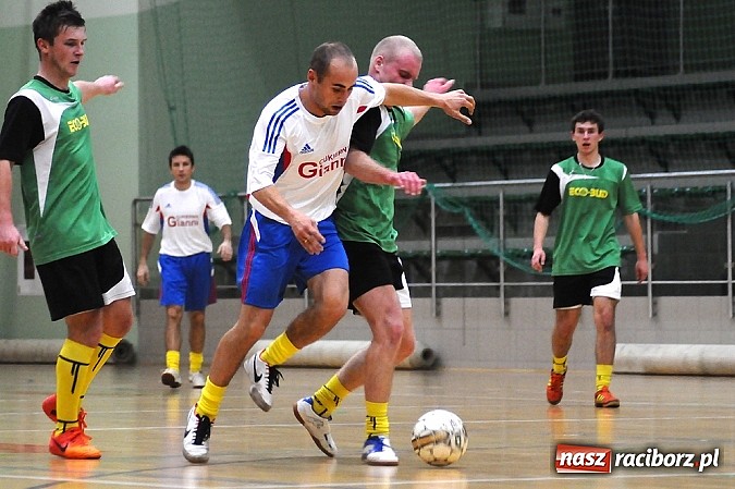 Zdjęcie w galerii na portalu naszraciborz.pl: Drużyna Wychylylybymy idzie jak burza wiadomości z regionu