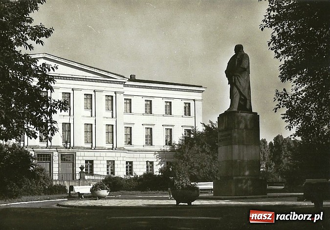 Zdjęcie w galerii na portalu naszraciborz.pl: Hej kudłaty, kup se waty. Kim był słynny Arafat z ulicy Długiej w Raciborzu?  wiadomości z regionu
