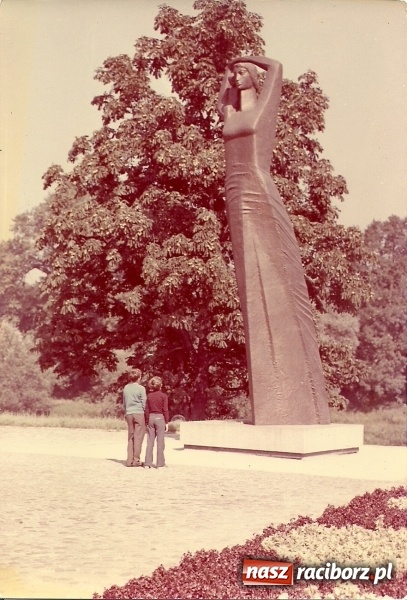 Zdjęcie w galerii na portalu naszraciborz.pl: Hej kudłaty, kup se waty. Kim był słynny Arafat z ulicy Długiej w Raciborzu?  wiadomości z regionu