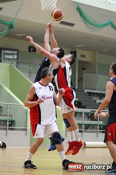 Zdjęcie w galerii na portalu naszraciborz.pl: Koszykówka. Kaman przegrywa i dwie dogrywki Koltechu wiadomości z regionu