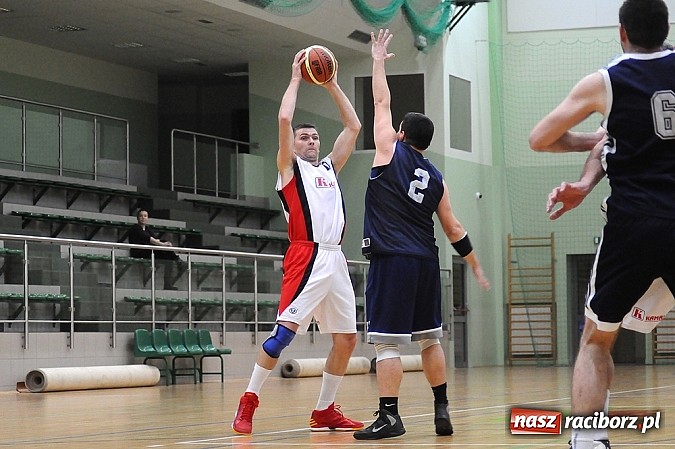 Zdjęcie w galerii na portalu naszraciborz.pl: Koszykówka. Kaman przegrywa i dwie dogrywki Koltechu wiadomości z regionu