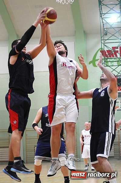 Zdjęcie w galerii na portalu naszraciborz.pl: Koszykówka. Kaman przegrywa i dwie dogrywki Koltechu wiadomości z regionu