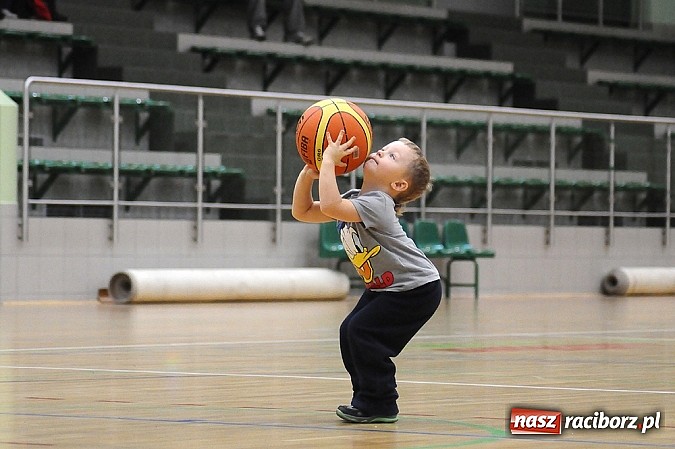 Zdjęcie w galerii na portalu naszraciborz.pl: Koszykówka. Kaman przegrywa i dwie dogrywki Koltechu wiadomości z regionu