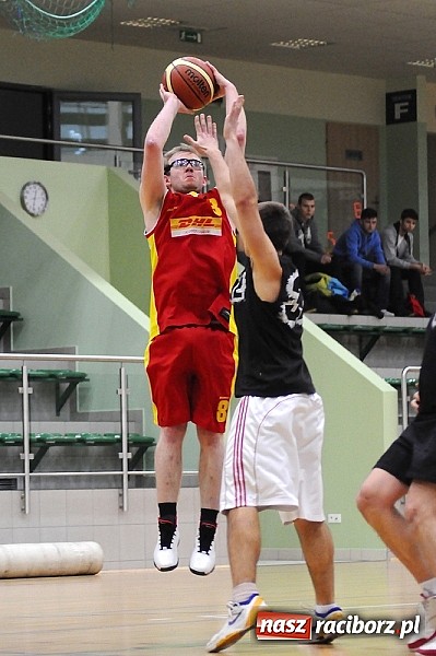 Zdjęcie w galerii na portalu naszraciborz.pl: Koszykówka. Kaman przegrywa i dwie dogrywki Koltechu wiadomości z regionu