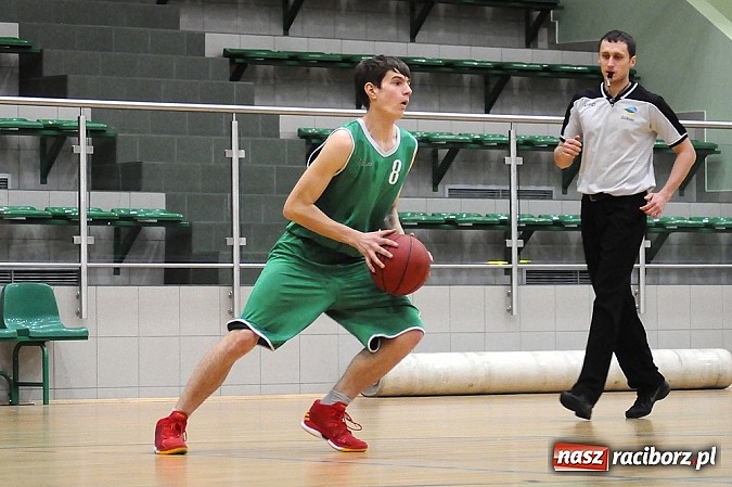 Zdjęcie w galerii na portalu naszraciborz.pl: Koszykówka. Kaman przegrywa i dwie dogrywki Koltechu wiadomości z regionu