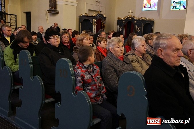 Zdjęcie w galerii na portalu naszraciborz.pl: Ch&oacute;r z Brzezia świętował 30. urodziny wiadomości z regionu