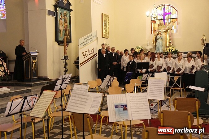 Zdjęcie w galerii na portalu naszraciborz.pl: Ch&oacute;r z Brzezia świętował 30. urodziny wiadomości z regionu