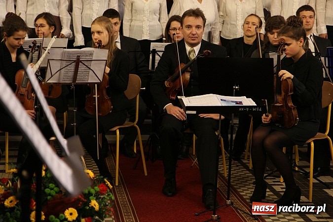 Zdjęcie w galerii na portalu naszraciborz.pl: Ch&oacute;r z Brzezia świętował 30. urodziny wiadomości z regionu