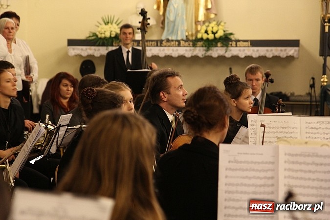 Zdjęcie w galerii na portalu naszraciborz.pl: Ch&oacute;r z Brzezia świętował 30. urodziny wiadomości z regionu