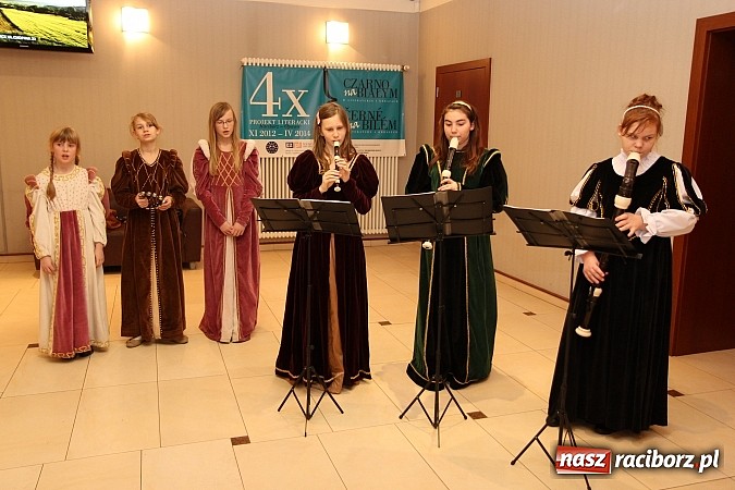 Zdjęcie w galerii na portalu naszraciborz.pl: W RCK-u odbył się XXIII Festiwal Pieśni Ch&oacute;ralnej do sł&oacute;w Josepha von Eichendorffa wiadomości z regionu