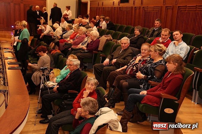 Zdjęcie w galerii na portalu naszraciborz.pl: W RCK-u odbył się XXIII Festiwal Pieśni Ch&oacute;ralnej do sł&oacute;w Josepha von Eichendorffa wiadomości z regionu