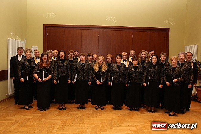Zdjęcie w galerii na portalu naszraciborz.pl: W RCK-u odbył się XXIII Festiwal Pieśni Ch&oacute;ralnej do sł&oacute;w Josepha von Eichendorffa wiadomości z regionu