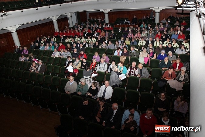 Zdjęcie w galerii na portalu naszraciborz.pl: W RCK-u odbył się XXIII Festiwal Pieśni Ch&oacute;ralnej do sł&oacute;w Josepha von Eichendorffa wiadomości z regionu