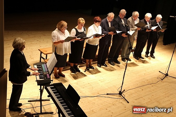 Zdjęcie w galerii na portalu naszraciborz.pl: W RCK-u odbył się XXIII Festiwal Pieśni Ch&oacute;ralnej do sł&oacute;w Josepha von Eichendorffa wiadomości z regionu