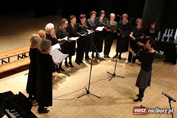 Zdjęcie w galerii na portalu naszraciborz.pl: W RCK-u odbył się XXIII Festiwal Pieśni Ch&oacute;ralnej do sł&oacute;w Josepha von Eichendorffa wiadomości z regionu