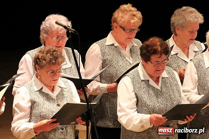 Zdjęcie w galerii na portalu naszraciborz.pl: W RCK-u odbył się XXIII Festiwal Pieśni Ch&oacute;ralnej do sł&oacute;w Josepha von Eichendorffa wiadomości z regionu