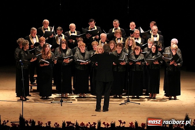 Zdjęcie w galerii na portalu naszraciborz.pl: W RCK-u odbył się XXIII Festiwal Pieśni Ch&oacute;ralnej do sł&oacute;w Josepha von Eichendorffa wiadomości z regionu