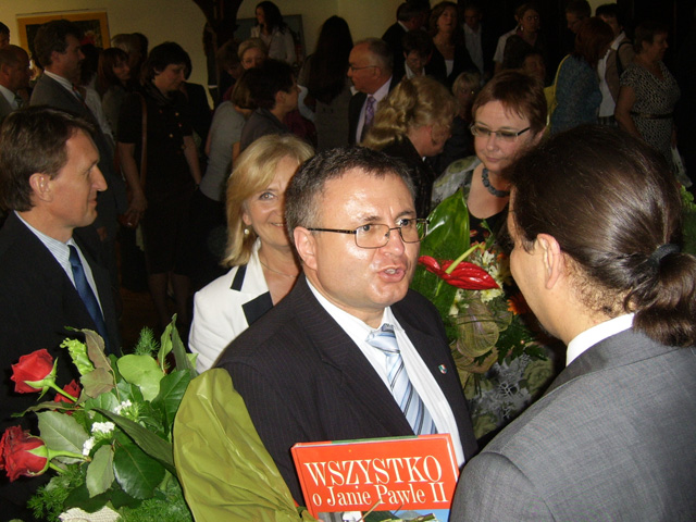 Zdjęcie w galerii na portalu naszraciborz.pl: Gimnazjum nr 5 ma patrona wiadomości z regionu