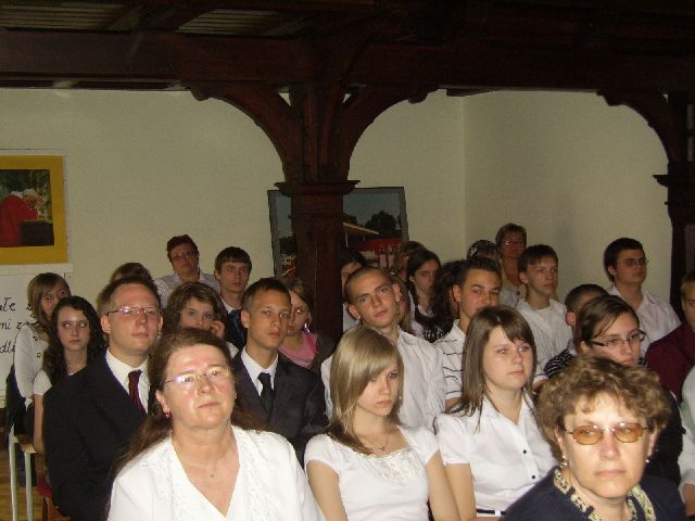 Zdjęcie w galerii na portalu naszraciborz.pl: Gimnazjum nr 5 ma patrona wiadomości z regionu