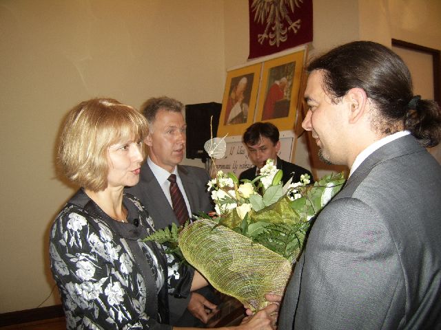 Zdjęcie w galerii na portalu naszraciborz.pl: Gimnazjum nr 5 ma patrona wiadomości z regionu