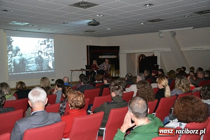 Zdjęcie w galerii na portalu naszraciborz.pl: Wietnam – historia i współczesność krainy czerwonych smoków wiadomości z regionu