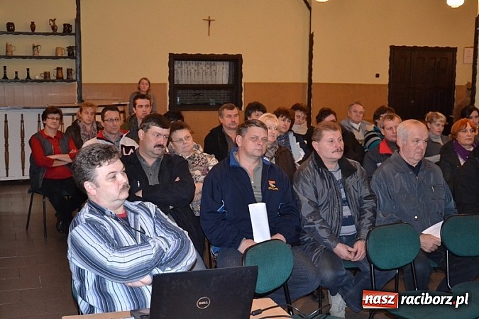 Zdjęcie w galerii na portalu naszraciborz.pl: Żmije w łatwopalnych chaszczach i spadki napięcia wiadomości z regionu