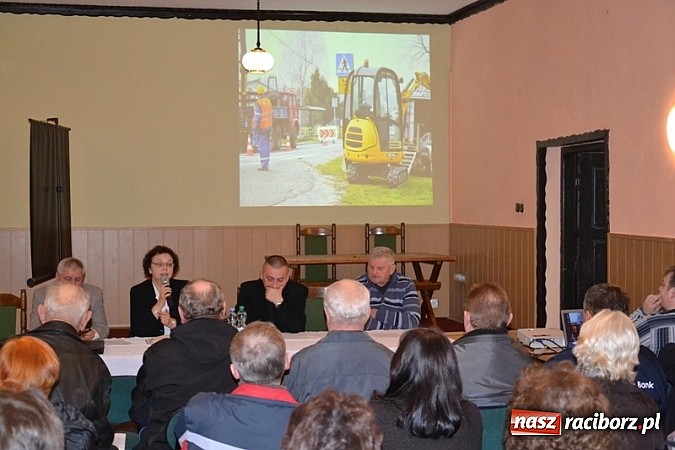 Zdjęcie w galerii na portalu naszraciborz.pl: Żmije w łatwopalnych chaszczach i spadki napięcia wiadomości z regionu