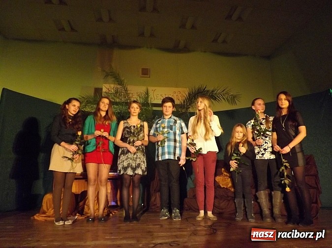 Zdjęcie w galerii na portalu naszraciborz.pl: Koncert Jesienny w GOK-u w Kobyli wiadomości z regionu