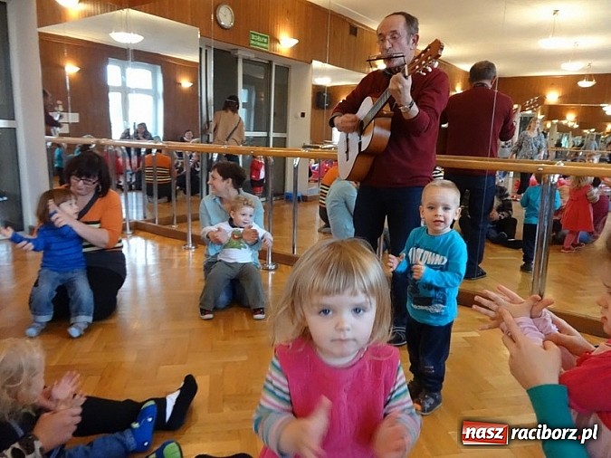 Zdjęcie w galerii na portalu naszraciborz.pl: Bo każde dziecko jest kimś ważnym dla świata wiadomości z regionu