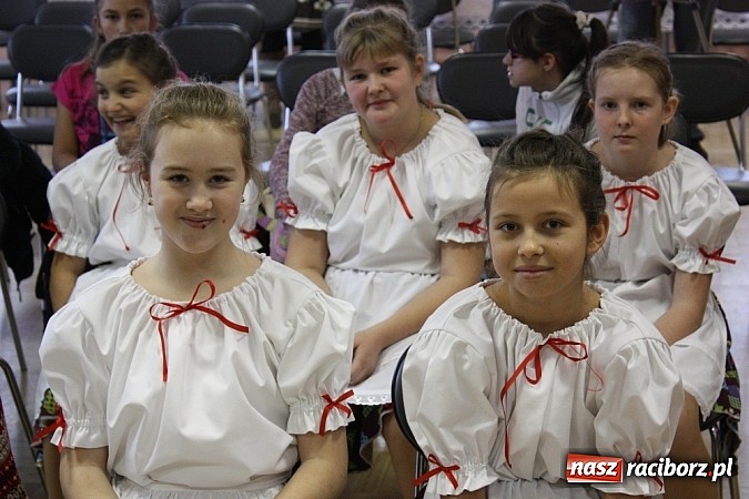 Zdjęcie w galerii na portalu naszraciborz.pl: Festiwal Piosenki Polsko-Morawskiej w Bojanowie wiadomości z regionu
