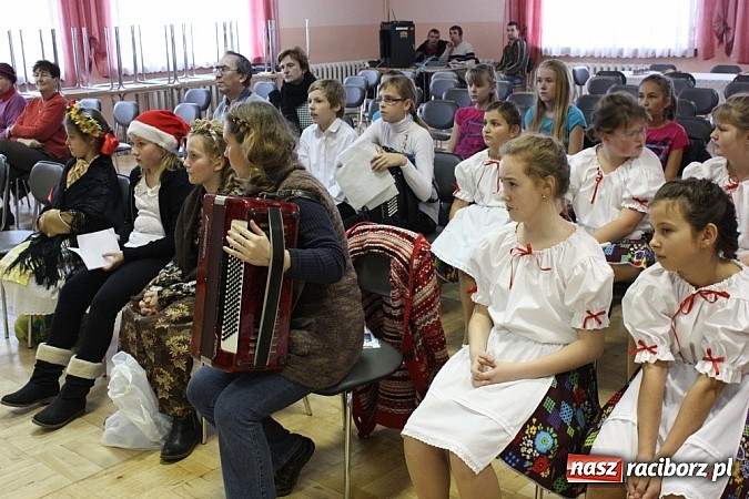 Zdjęcie w galerii na portalu naszraciborz.pl: Festiwal Piosenki Polsko-Morawskiej w Bojanowie wiadomości z regionu