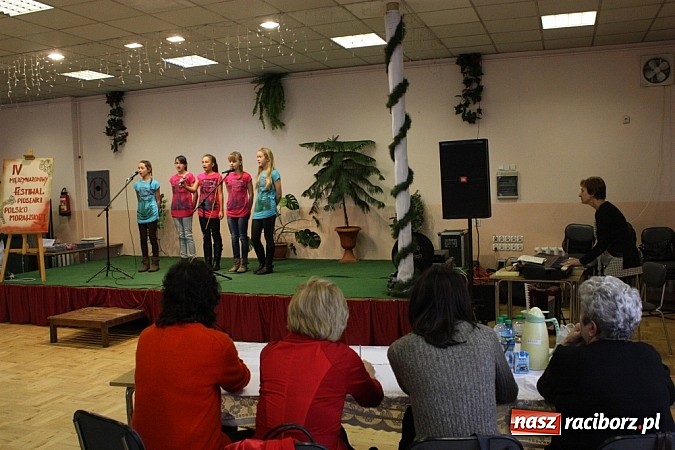 Zdjęcie w galerii na portalu naszraciborz.pl: Festiwal Piosenki Polsko-Morawskiej w Bojanowie wiadomości z regionu