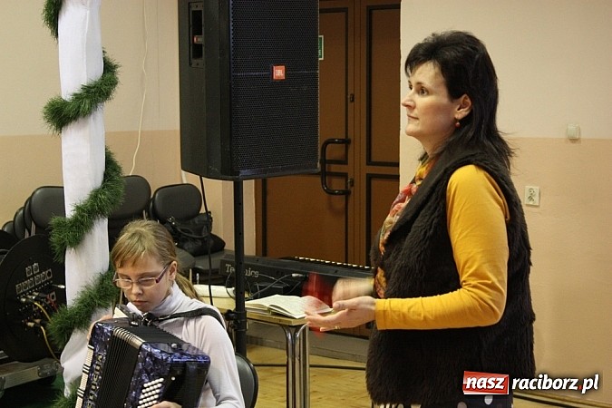 Zdjęcie w galerii na portalu naszraciborz.pl: Festiwal Piosenki Polsko-Morawskiej w Bojanowie wiadomości z regionu