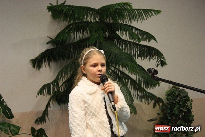 Zdjęcie w galerii na portalu naszraciborz.pl: Festiwal Piosenki Polsko-Morawskiej w Bojanowie wiadomości z regionu