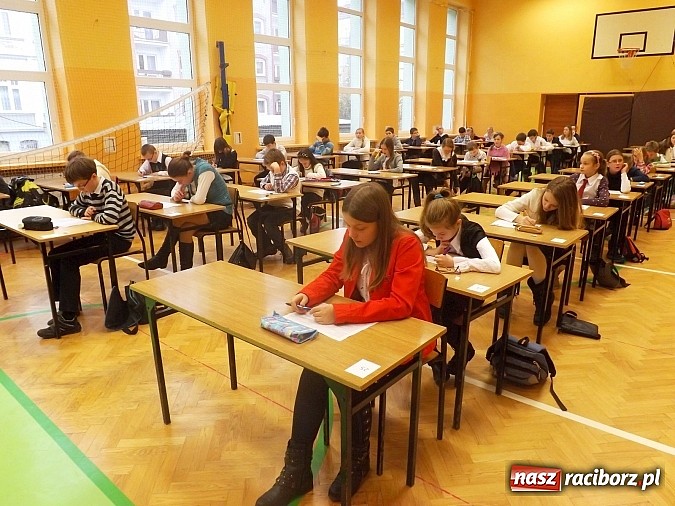 Zdjęcie w galerii na portalu naszraciborz.pl: 52 uczestników na konkursie religijnym w SP 13 wiadomości z regionu