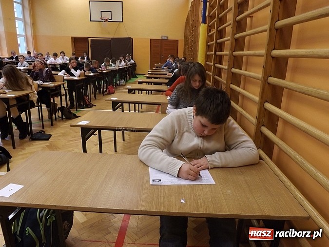 Zdjęcie w galerii na portalu naszraciborz.pl: 52 uczestników na konkursie religijnym w SP 13 wiadomości z regionu